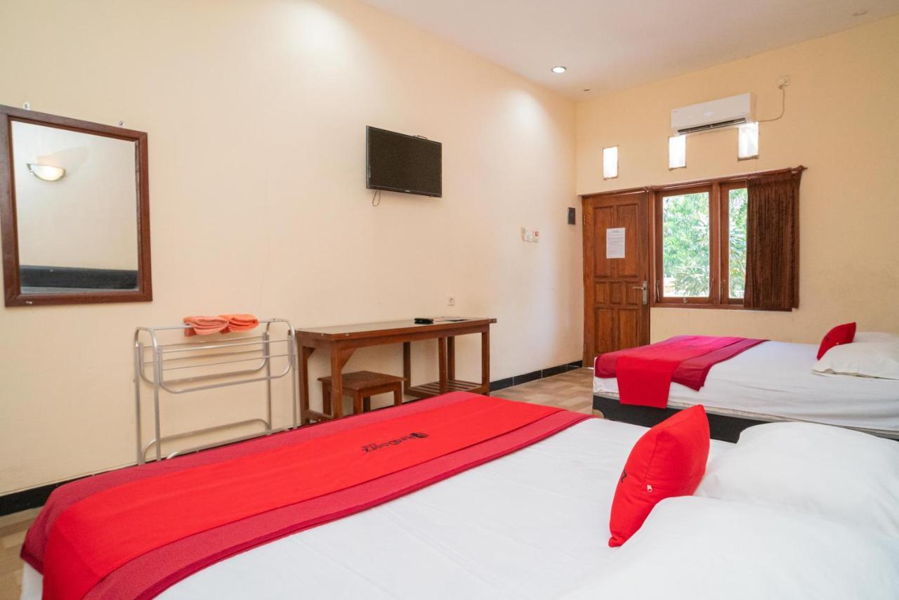 Reddoorz @ Panglima Sudirman Madiun Hotel Buitenkant foto